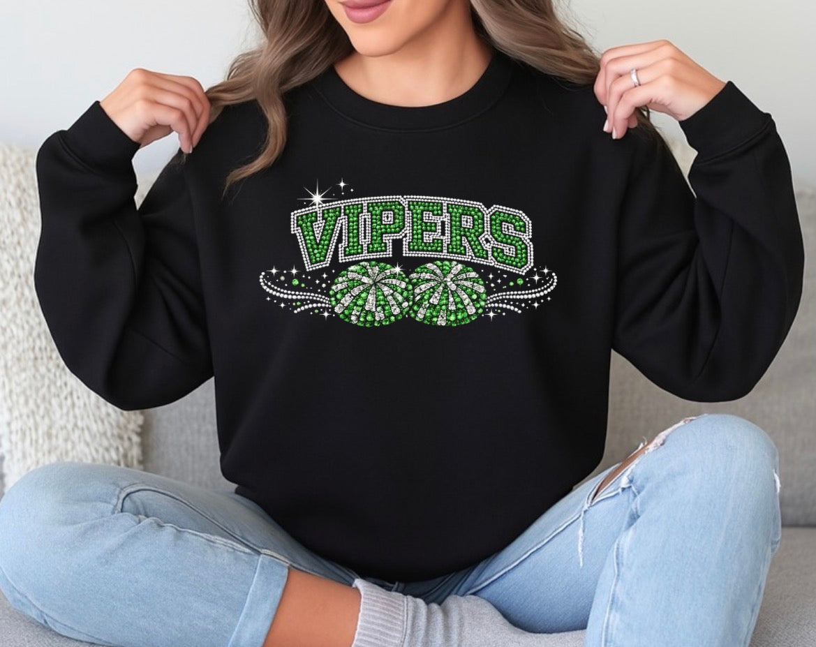 Vipers cheer bling with poms - 002