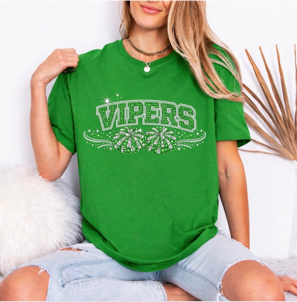 Vipers cheer bling with poms - 002